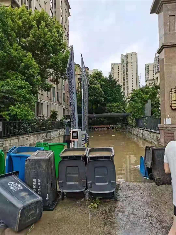 雷暴雨天氣，小區(qū)車庫(kù)被淹，誰(shuí)的責(zé)任？如何追責(zé)？