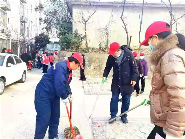 淮南：“小紅帽”進(jìn)社區(qū)，送服務(wù)暖人心